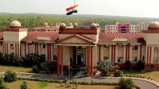 दून विश्वविद्यालय।