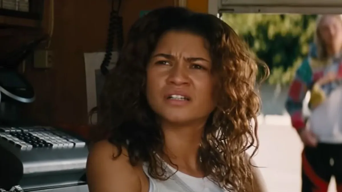 Euphoria Season 3 Trailer: नए सस्पेंस और थ्रिल के साथ लौट रहीं Zendaya, 'यूफोरिया 3' के ट्रेलर ने मचाया बवाल!
