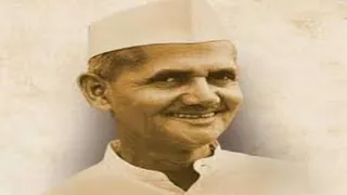 इलाहाबाद माघ मेले में लाल बहादुर शास्त्री के बचपन में लापता होने की रोचक कहानी है।