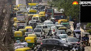दिल्ली में वाहनों की संख्या हर साल बढ़ रही है।