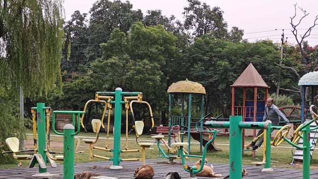 Daudnagar Park Row: पार्क उद्घाटन के बाद सियासी घमासान, वित्तीय गड़बड़ी से लेकर अतिक्रमण तक के आरोप
