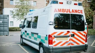 क्या आप जानते हैं 'AMBULANCE' का फुल फॉर्म? इमरजेंसी में गलती से बचने के लिए जान लें इसके 5 प्रकार