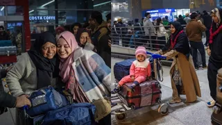 दिल्ली के IGI एयरपोर्ट पर अपनों से मिलते लोग। (PIC - एजेंसी)