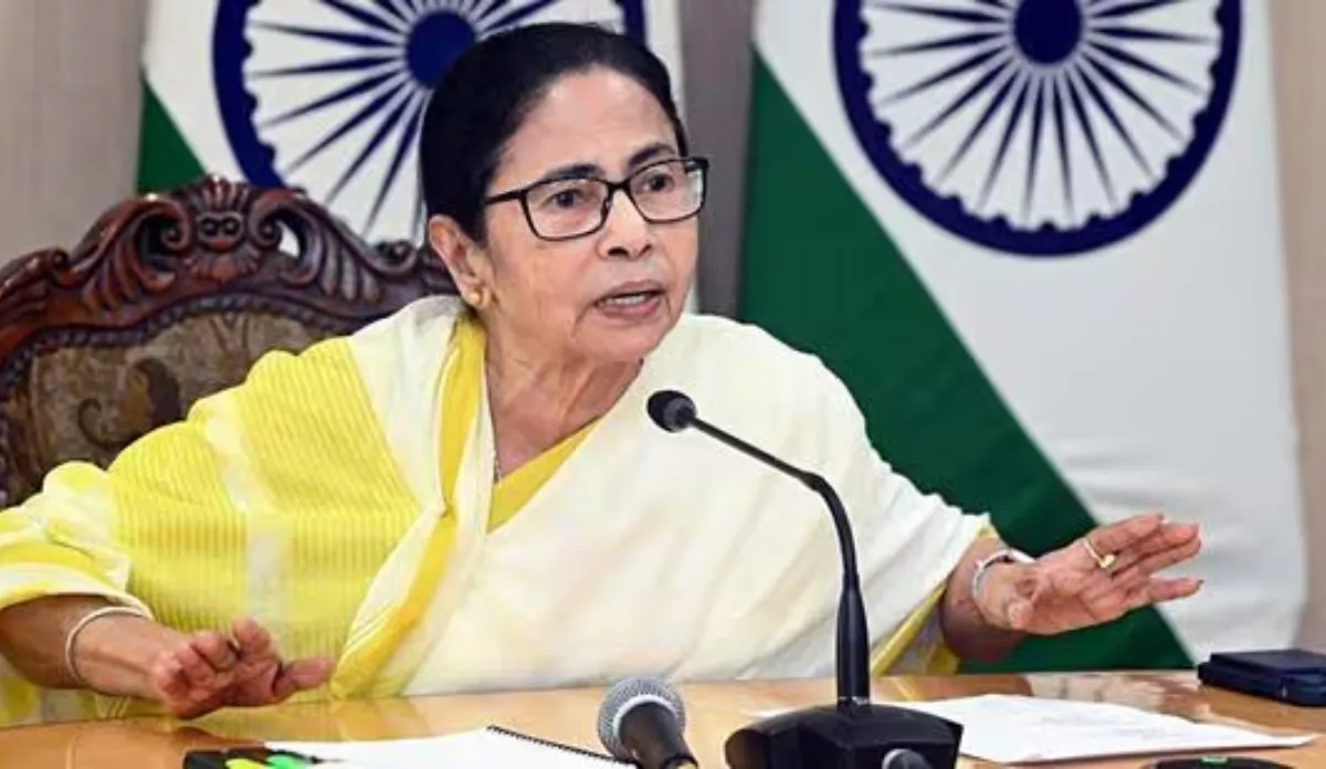 https://www.jagranimages.com/images/2026/01/17/article/image/mamata-(11)-1768657829844.jpg