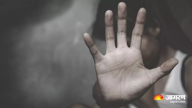 मधुबनी में टीचर ने छात्रा से की छेड़खानी, आक्रोशित अभिभावकों ने जमकर पीटा
