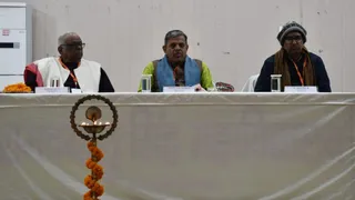 https://www.jagranimages.com/images/2026/01/18/article/image/Datta-traiy-hosbale-1768716691674_m.webp