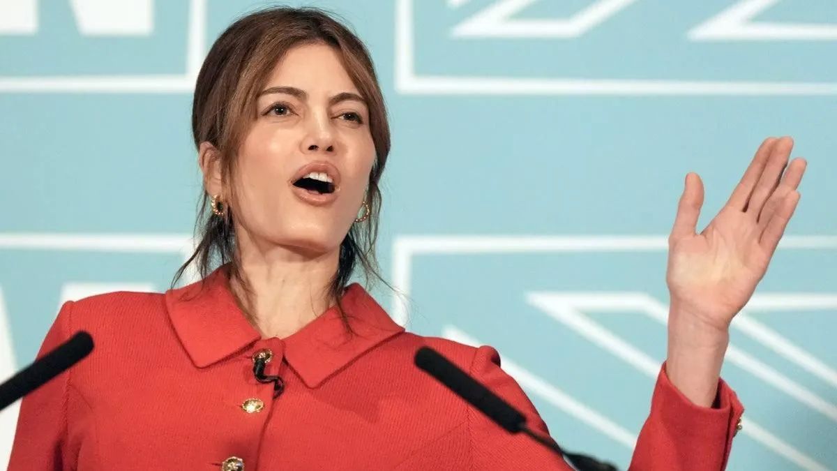 रिफॉर्म UK की उम्मीदवार लैला कनिंघम के बुर्के वाले बयान पर बवाल, स्टॉप ...