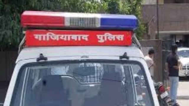 गाजियाबाद के लोनी में मार्बल कारोबारी से तीन लाख की लूट, बदमाशों ने रॉड से किया हमला
