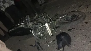 अंब में बणे दी हट्टी के पास ट्रक से टकराई बाइक। जागरण