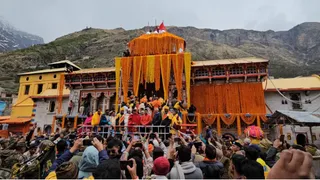 बदरीनाथ के कपाट खुलने की तिथि तय करने और आगामी चारधाम यात्रा के मद्देनजर बीकेटीसी ने तैयारियां शुरू कर दी है।