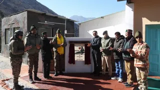 शिपकी ला के नमग्या में सेना की ओर से समर्पित किया गया पर्यटक सुविधा केंद्र।
