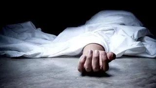 बुजुर्ग महिला ने आठवीं मंजिल से कूदकर आत्महत्या कर ली। सोशल मीडिया