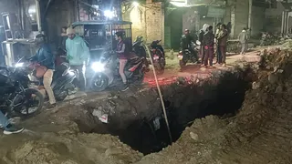 मौत की हृदयविदारक घटना ने नोएडा अथारिटी की गंभीर लापरवाही को सामने रखा।