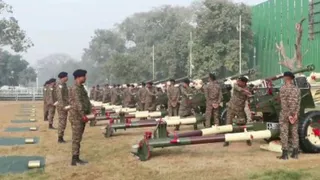 105 मिमी लाइट फील्ड गन से दी जाएगी 21 तोपों की सलामी।