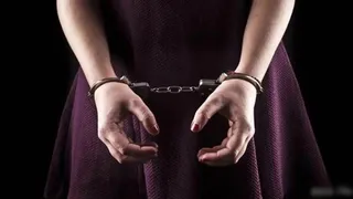 आरोपी महिला को न्यायालय ने दंडित किया (प्रतीकात्मक चित्र)