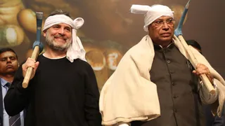 लोकसभा में विपक्ष के नेता राहुल गांधी और कांग्रेस अध्यक्ष मल्लिकार्जुन खरगे।