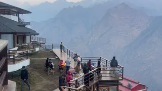 चटख धूप खिलने के साथ ही तराई-भाबर क्षेत्र में तपिश बनी हुई है। जागरण आर्काइव