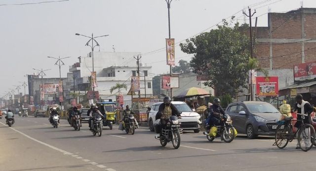 Kanpur Weather Update: कानपुर में अगले 24 घंटे में शुष्क रहेगा मौसम, कल हो सकती है बारिश