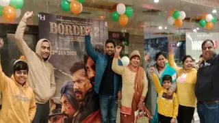 सहारनपुर के जीएनजी माल में बार्डर-टू मूवी देखने पहुंचे दर्शक। जागरण