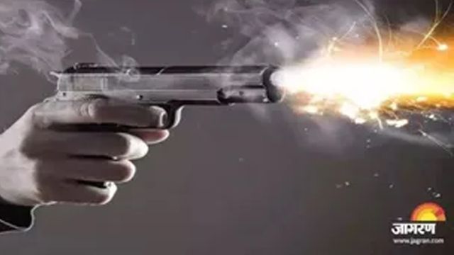 पटना के फुलवारी शरीफ में पंचायत के दौरान ताबड़तोड़ फायरिंग, युवक को लगी गोली