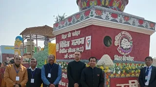 गणतंत्र दिवस पर बिहार की मखाना झांकी। (जागरण)