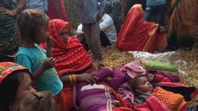 दरभंगा में आग लगने से 3 भाइयों के घर जले, मासूम की झुलसकर मौत
