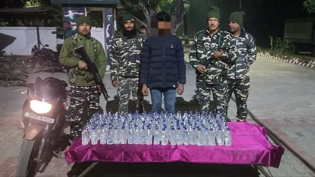 भारत-नेपाल बॉर्डर पर SSB की स्ट्राइक, भारी मात्रा में शराब और गांजा जब्त