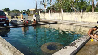 https://www.jagranimages.com/images/2026/01/29/article/image/garam-kund-recharge-1769667773716_m.webp