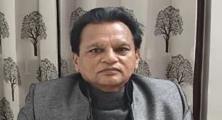 रिटायर्ड प्रिंसिपल राकेश कुमार गर्ग।