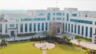 मोनाड यूनिवर्सिटी। जागरण