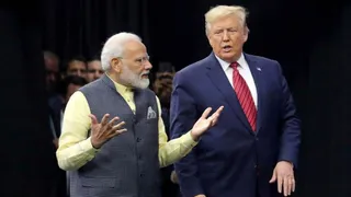 Trump Tariff: एक फोन कॉल और झुक गया अमेरिका... ट्रंप ने घटाया भारत पर टैरिफ, पीएम मोदी के हुए मुरीद