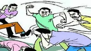 दाह संस्कार को लेकर दो पक्षों में हिंसक झड़प। (प्रतीकात्मक चित्र)