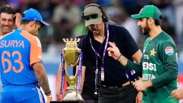 पाकिस्‍तानी PM शाहबाज शरीफ भारत के खिलाफ मैच नहीं खेलने पर अड़े, कहा- सोच समझकर लिया फैसला