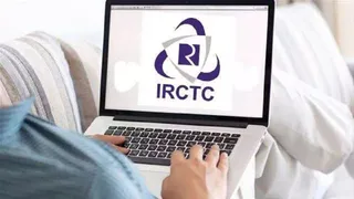 आईआरसीटीसी ने यात्रियों को मांसाहार का भी विकल्प दिया।