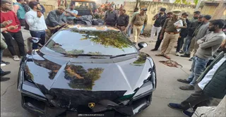 इसी लैंबार्गिनी कार से हुआ था हादसा। जागरण