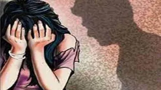 युवती से दुष्कर्म (प्रतीकात्मक चित्र)