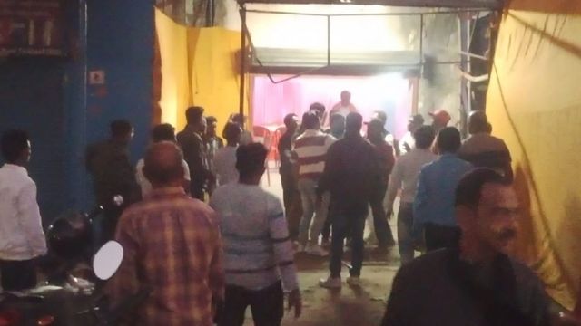 चिरकुंडा नगर परिषद चुनाव: भाजपा कार्यालय में जिलाध्यक्ष के सामने मारपीट, महिलाओं से धक्का-मुक्की

