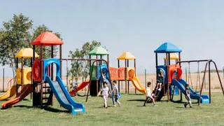 कटिहार में चिल्ड्रेन पार्क का सपना अधूरा। फोटो एआई