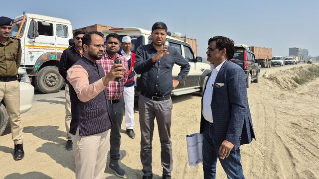 छपरा बाईपास 6 लेन बनेगा राहत का रास्ता; मार्च तक ओवरब्रिज से खत्म होगा जाम, डीएम ने द‍िया अल्टीमेटम 
