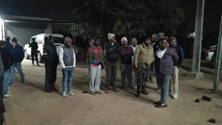 कोयला कारोबारी के घर पर ताबड़तोड़ फायरिंग