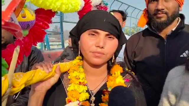 लोकेंद्र से शादी की मन्नत लेकर कांवड़ लाईं उजमा, बोलीं- भगवान शिव में है गहरी आस्था

