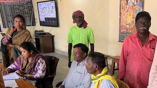 झारखंड में संपत्ति के लालच में भतीजा बना हैवान; सांप मारने के बहाने चाची की काट दी जीभ
