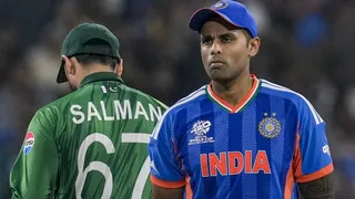 IND vs PAK मैच में कप्तानों ने हाथ नहीं मिलाया, लेकिन नहीं हुई कोई गर्मागर्मी