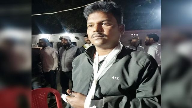 धनबाद नगर निगम चुनाव: झरिया में लाठीचार्ज, पार्षद प्रत्याशी के समर्थक घायल, वोटरों को प्रभावित करने का आरोप
