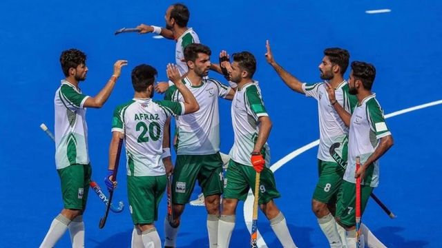 पाकिस्तान हॉकी का ड्रामा थमने का नहीं ले रहा नाम, PHF की पोल खोलने वाले कप्तान पर बैन के बाद अध्यक्ष ने दिया इस्तीफा