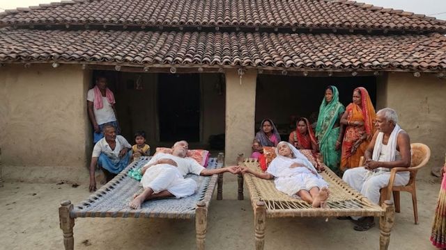 98 साल की पत्नी के बाद 100 साल के पति ने ली अंतिम सांस, बिहार में बुजुर्ग दंपती का 1 घंटे के अंदर निधन