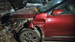 शकरपुर में हादसे के बाद मौके पर मौजूद लोग। जागरण