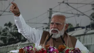 मेरठ में जनसभा को संबाेधित करते प्रधानमंत्री नरेन्द्र मोदी