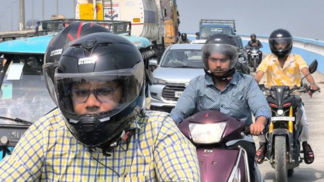 भागलपुर विक्रमशिला सेतु पर ब्रेकडाउन और मरम्मत के चलते 18 घंटे से  जाम, यातायात प्रभावित, एंबुलेंस भी नहीं न‍िकल पाया
