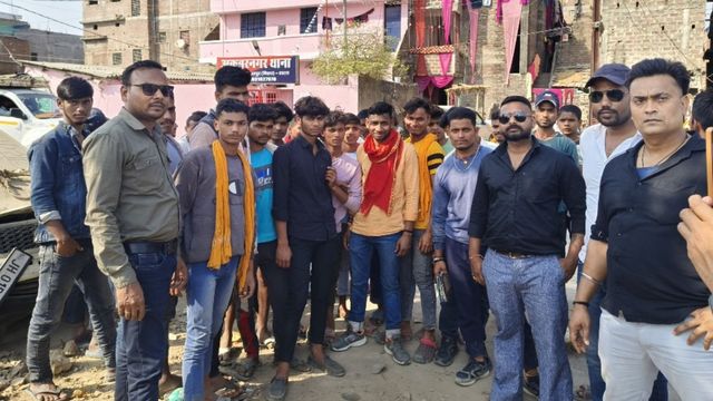 भागलपुर में ढाई साल से वेतन के इंतजार में 80 मजदूर, सड़क चौड़ीकरण कार्य में लगे कामगारों ने काम किया ठप 
